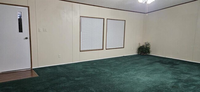 Building Photo - 3636 S Lazy Lake Dr