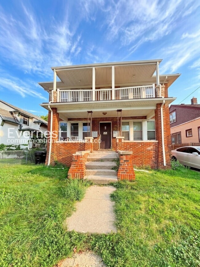 Building Photo - 2541 Monterey St