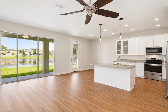 Building Photo - 1823 Meadow Pond Way