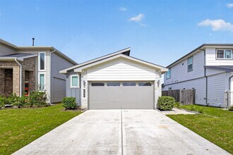 Building Photo - 12820 Tokenhouse Ln