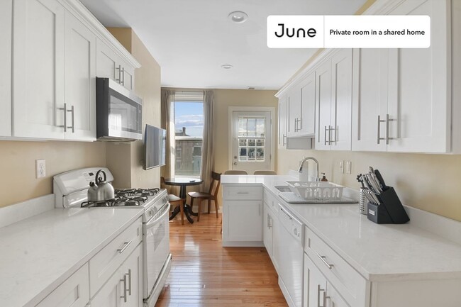 Photo - Room in Shared 4 bed/1 bath home