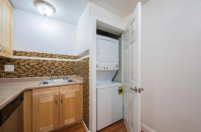 Foto del edificio - APT 84