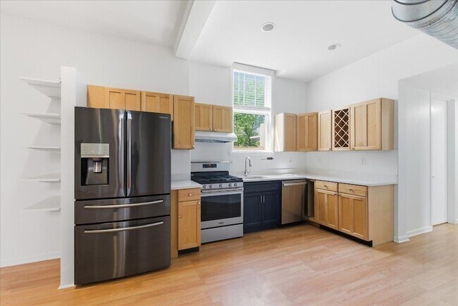 Foto del edificio - 235 Ogden Ave.