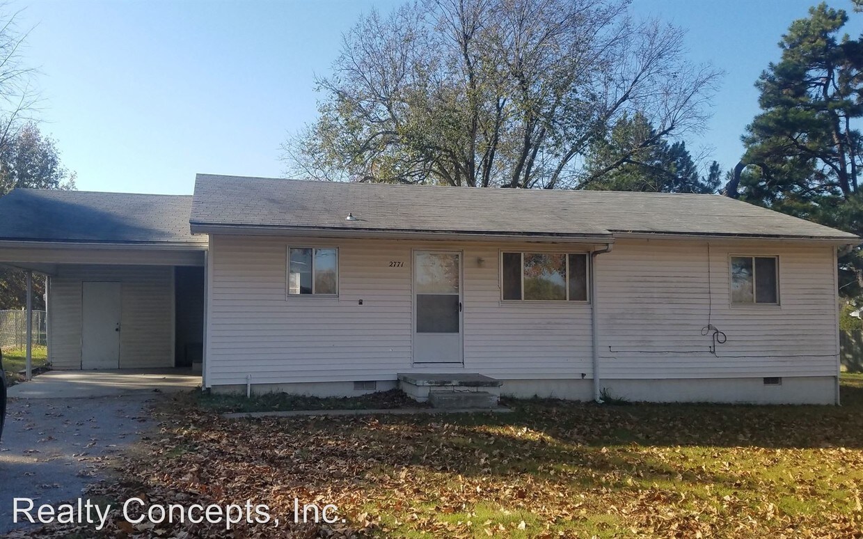 Primary Photo - 2771 N Oakland Zion Rd