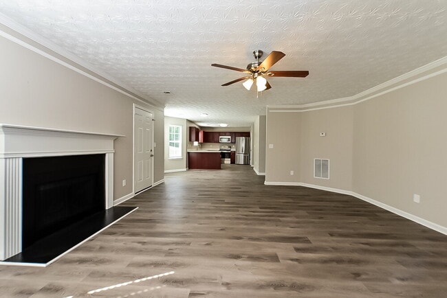 Building Photo - 223 Millstone Dr