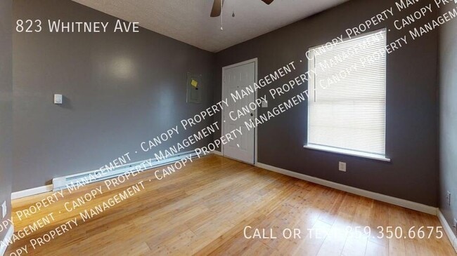 Building Photo - 823 Whitney Ave