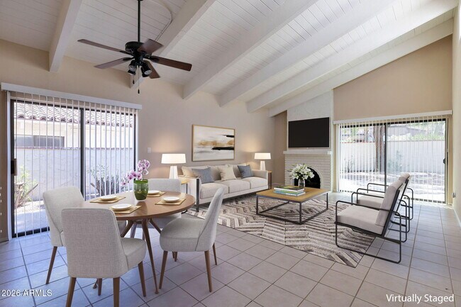 Foto del edificio - 5526 N 71st St