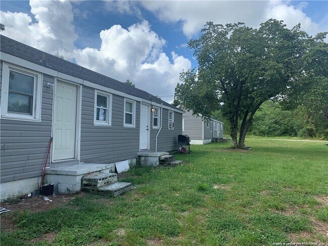 Building Photo - 605 Pate St