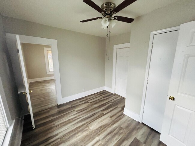 Building Photo - Nice three bedroom, one bath home for Rent.