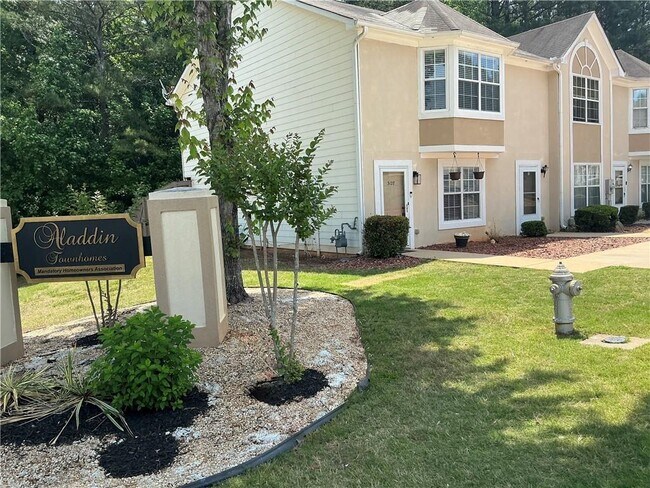 Foto del edificio - 3127 Fields Dr