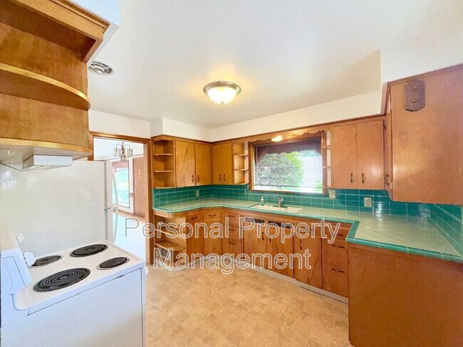 Foto del edificio - 4215 NW Lavina St