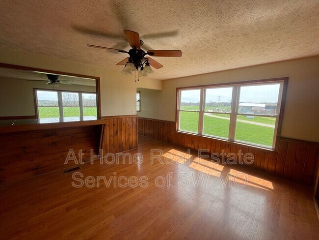 Building Photo - 7895 MO-5