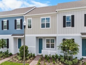 Building Photo - 1440 SILVER LINING Way