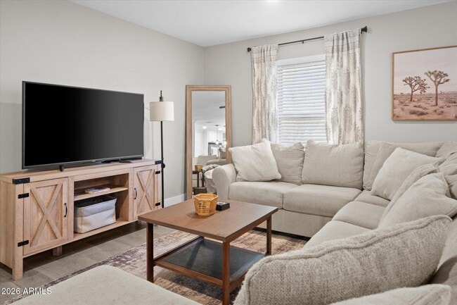 Building Photo - 1211 W Palomino Dr