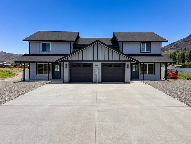 Building Photo - 3561 Bainard Rd