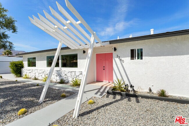 Building Photo - 3760 E Camino San Simeon