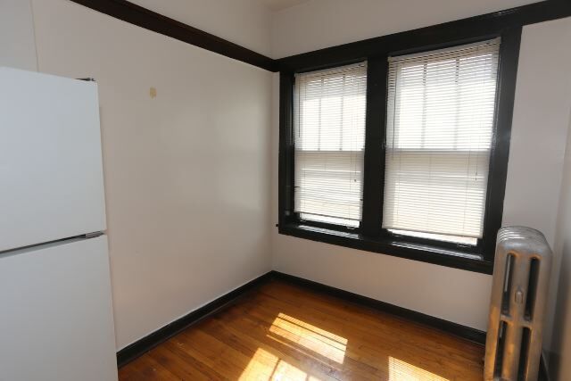Foto del edificio - 824 W Waveland Ave