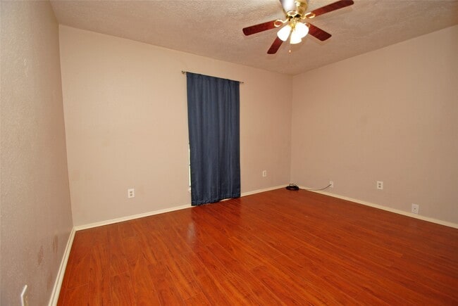 Foto del edificio - 614 Dalewood Dr