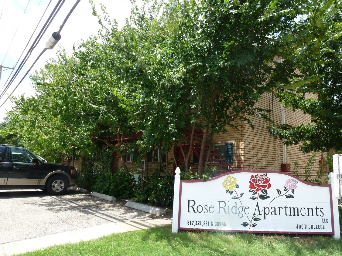 Building Photo - Rose Ridge Apartments