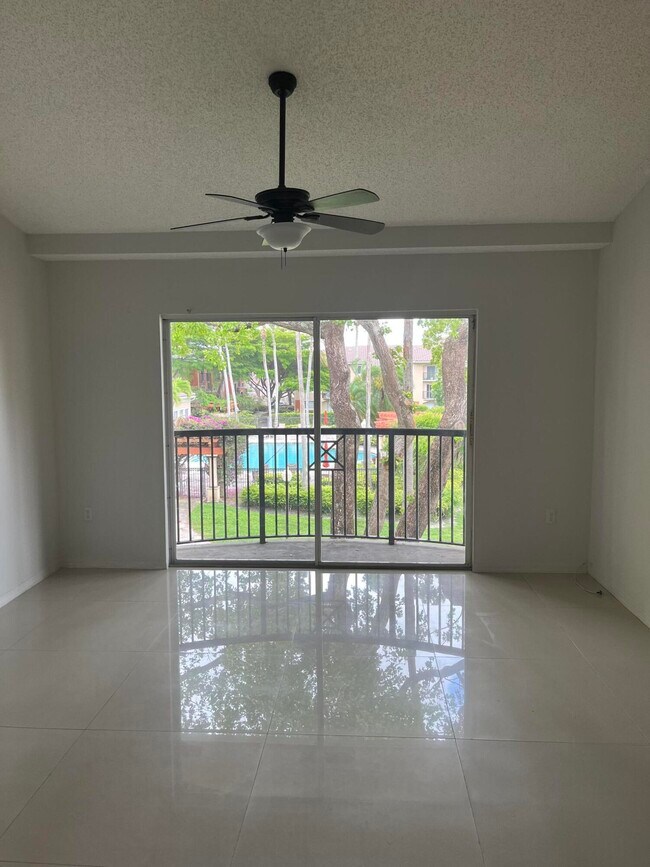 Building Photo - 4191 N Haverhill Rd