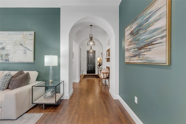 Foto del edificio - 4038 NW 85th Ave