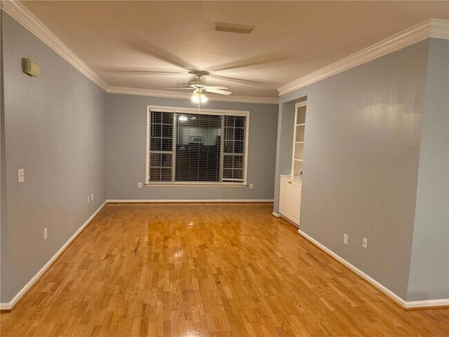 Foto del edificio - 2400 Cumberland Pkwy SE