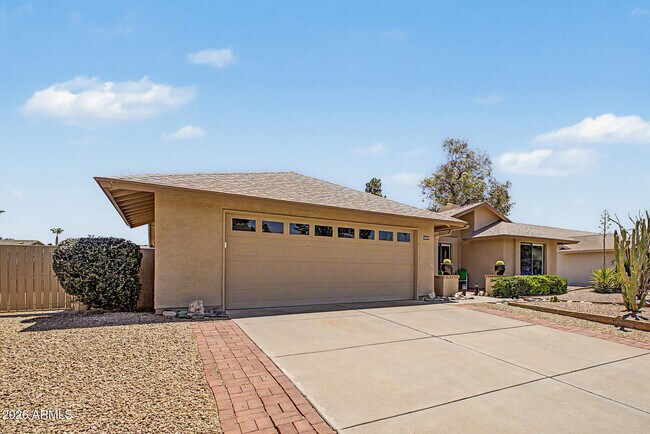 Building Photo - 9625 W Taro Ln