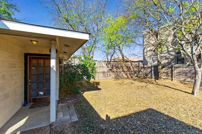 Building Photo - 7808 Watson St