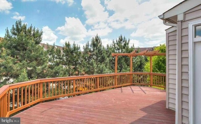 Building Photo - 21276 Victorias Cross Terrace