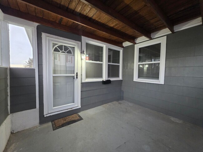 Foto del edificio - 116 Sixth Ave