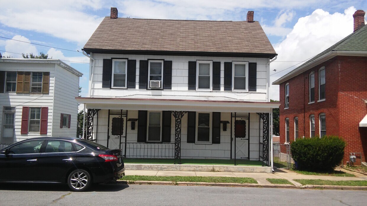 Foto principal - 1025 Spruce St