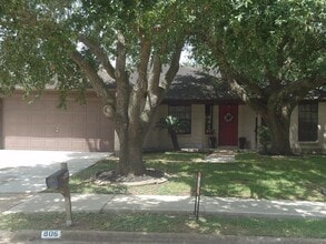 Building Photo - 806 Country Pl Blvd