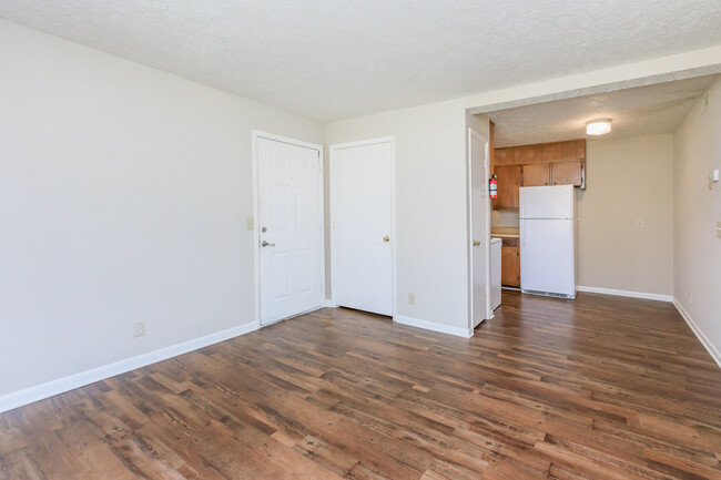 1 dormitorio/ 1 baño - The View at South Ridge Apartments