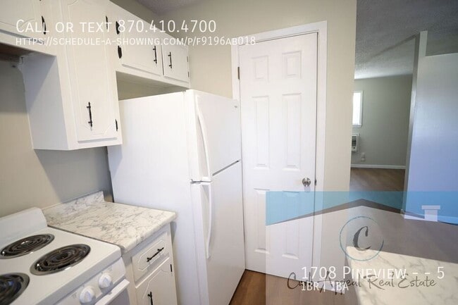 Building Photo - 1708 Pineview St