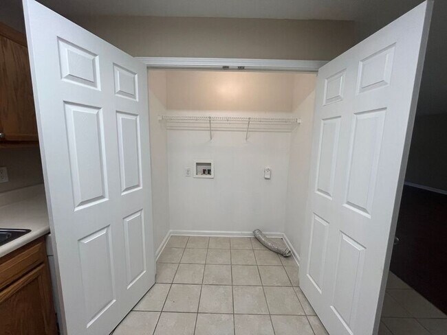 Foto del edificio - 61 Corley Ave