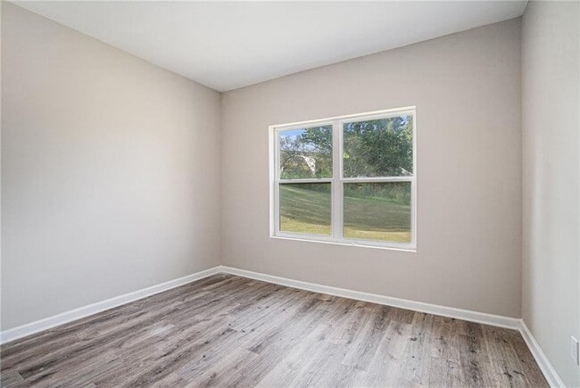 Building Photo - 345 Green Love Ln
