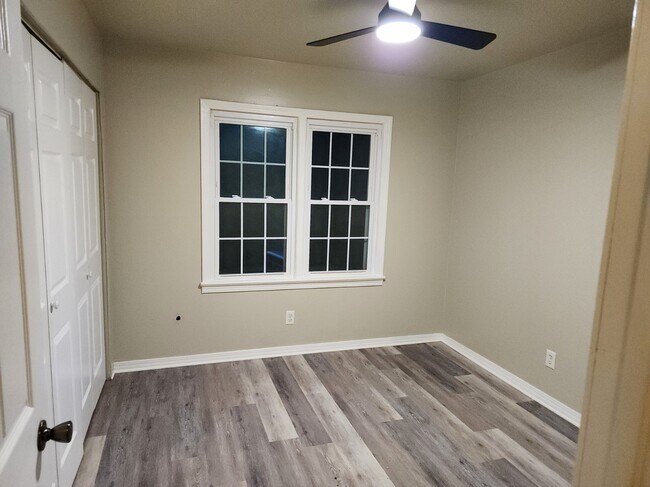 Foto del edificio - 3321 N Holman Ct
