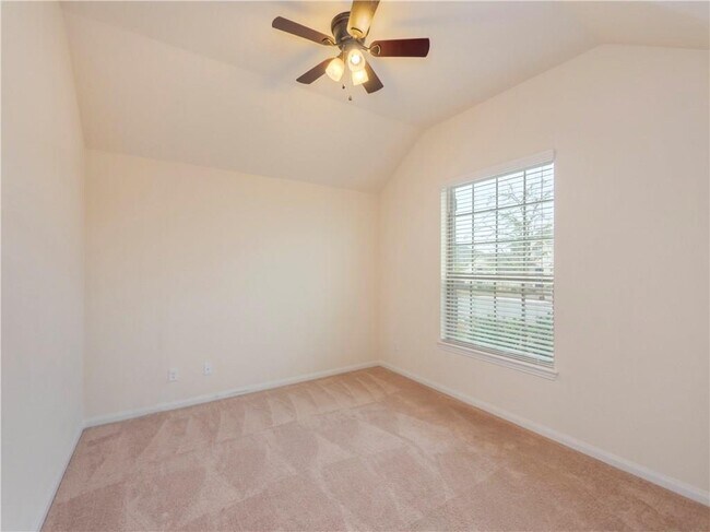 Building Photo - 221 Tinto St