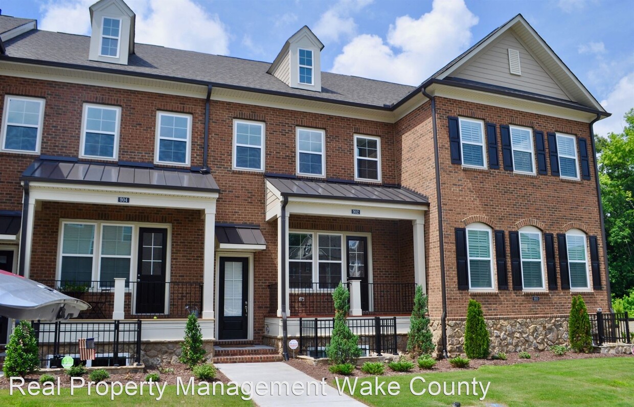 Primary Photo - 4 br, 3.5 bath House - 902 Wake Towne Drive