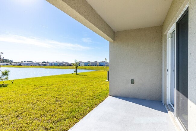 Building Photo - Beautiful Ruskin Single Family Home