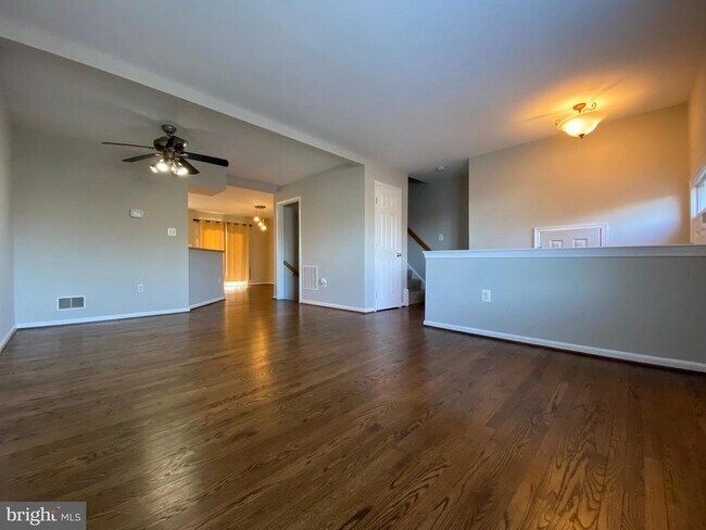 Foto del edificio - 14299 Newbern Loop