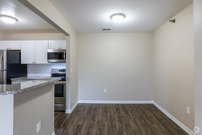 Dining Room - Huron River Wayne Apartments