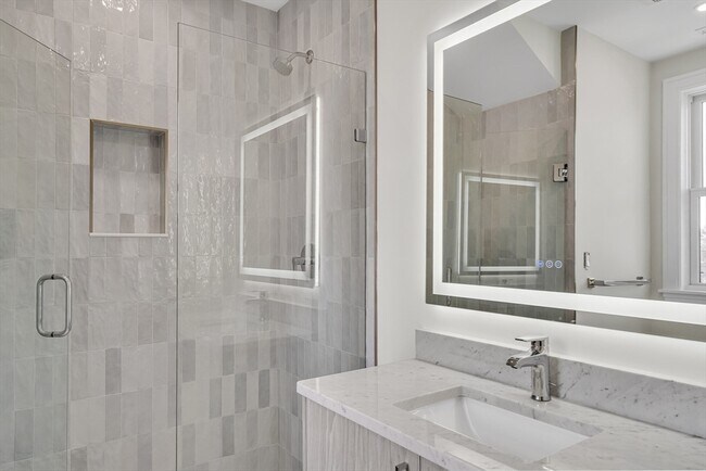 Foto del edificio - 77 Thorndike St