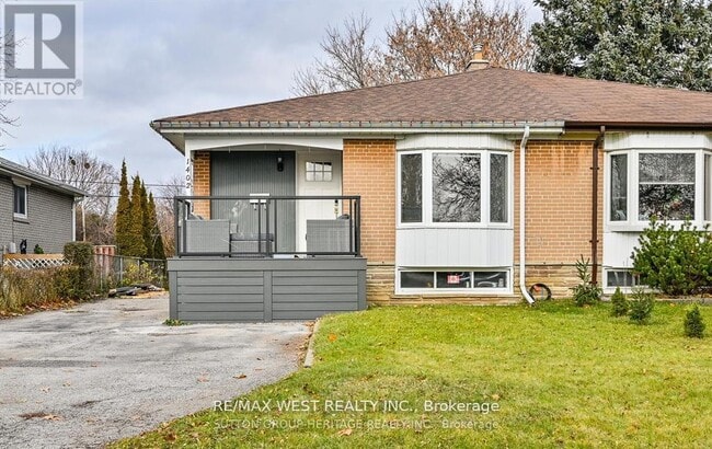 Building Photo - 1402 Colmar Ave
