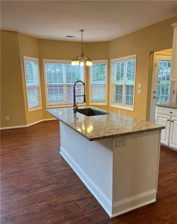 Foto del edificio - 1020 Olde Roswell Grove