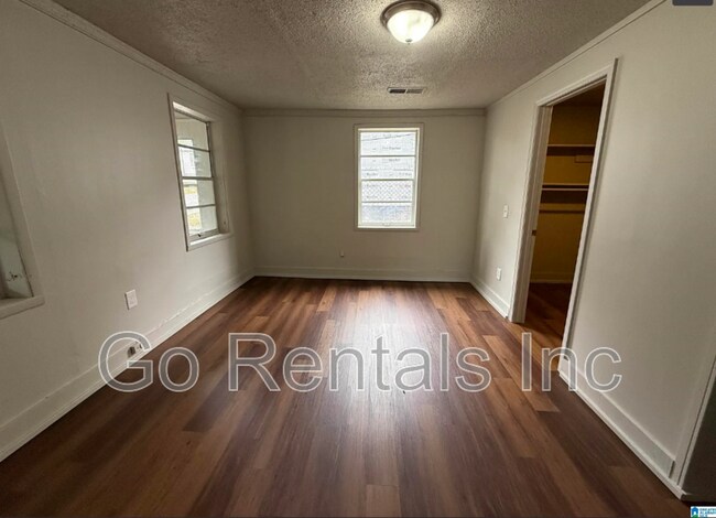 Foto del edificio - 2212 20th St N