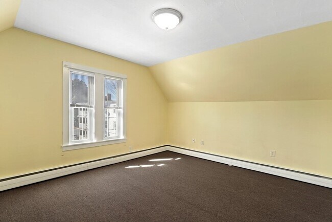 bedroom 1 - 86 French Ave