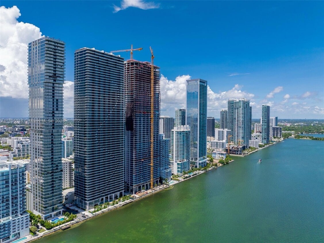 Primary Photo - 700 NE 24 # 3707 MIAMI, FL 33137