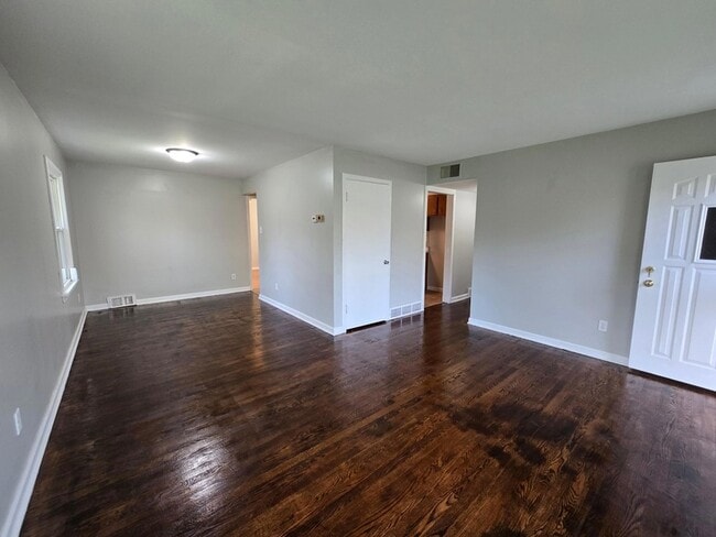 Building Photo - 4562 Johnson St