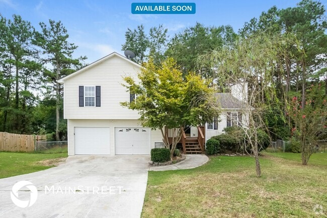 Building Photo - 444 River Trace Dr